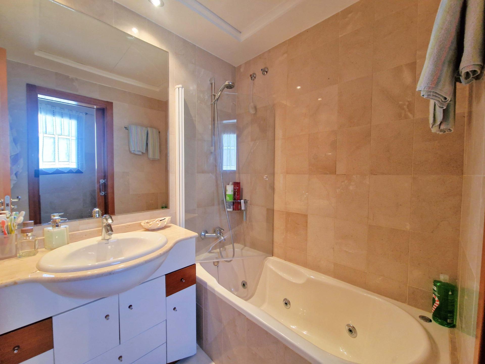 Квартира в здании Neguri Gane в Бенидорме | фото 2