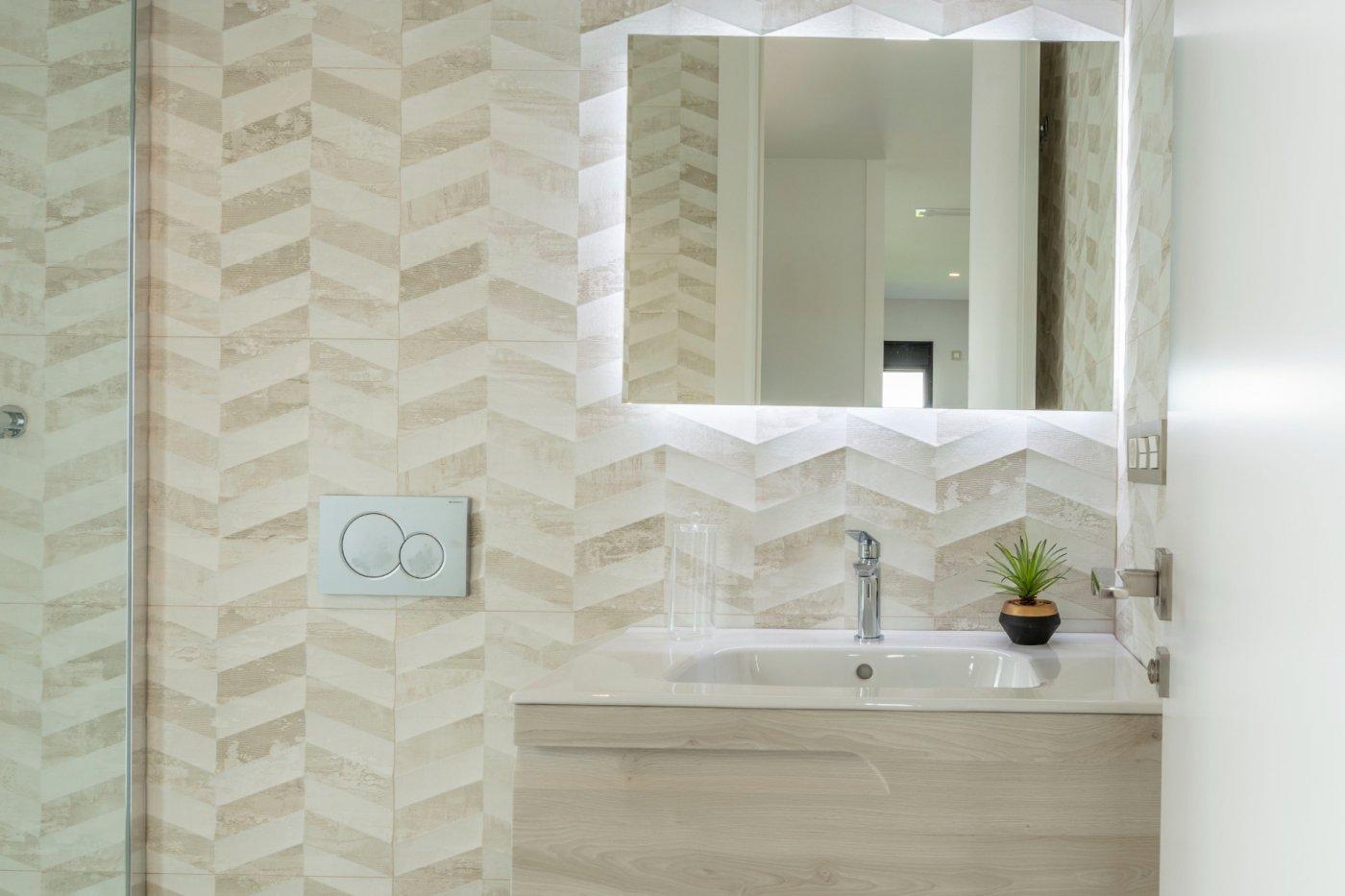 Виллы с бассейном и цокольным этажом в Финестрате | фото 2 Виллы с бассейном и цокольным этажом в Финестрате | фото 2