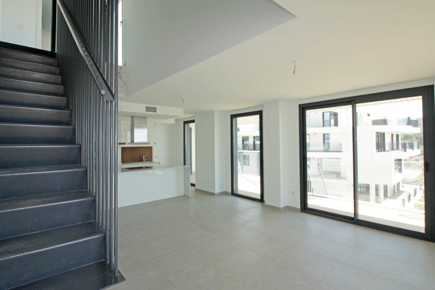 Exclusivo ático dúplex con vistas frontales al mar en Villajoyosa | imagen 2 Exclusivo ático dúplex con vistas frontales al mar en Villajoyosa | imagen 2